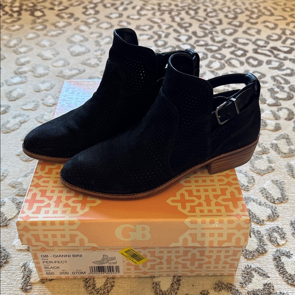 Gianni Bini Black perforated Suede Ankle Boots
